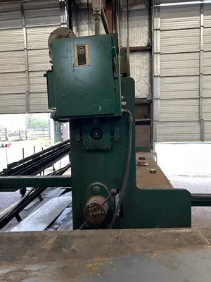 12' X 1/2" AMERICAN HERCULES HYDRAULIC SHEAR. STOCK # 0343725