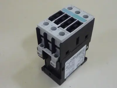 USED SIEMENS 3RT1024-1B 0