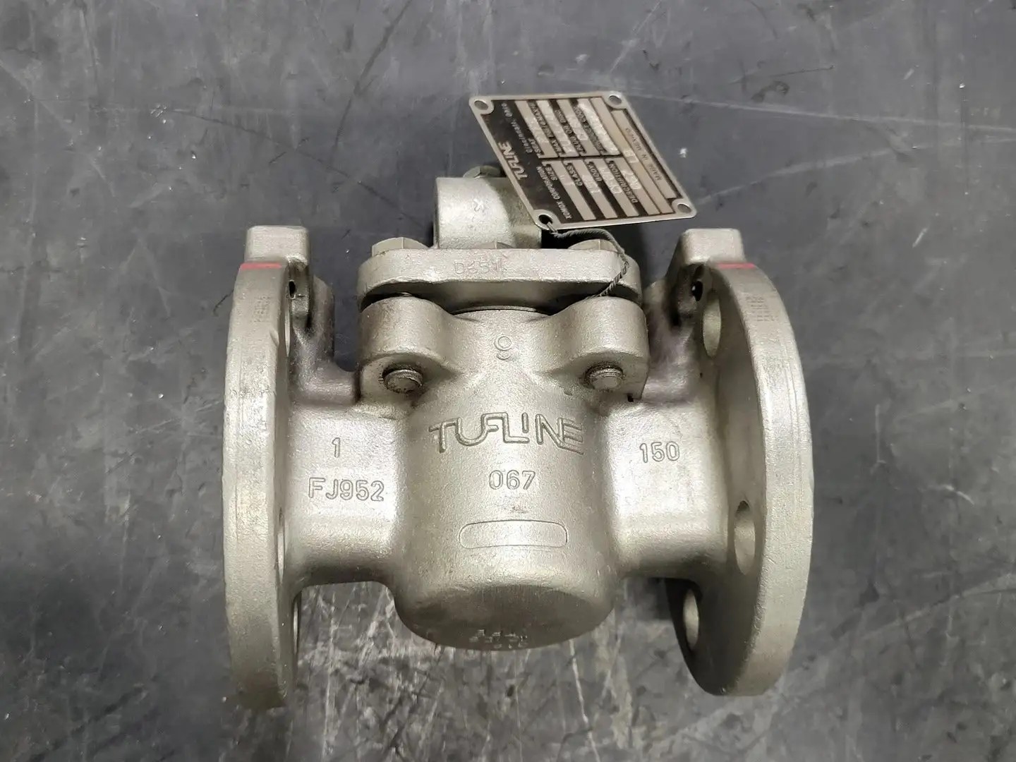 USED TUFLINE 067