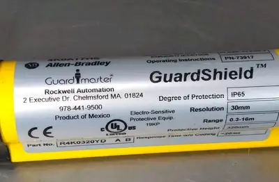 Allen Bradley RAK0320YD Ser A Rev B GuardShield Safety Light Curtain Loc4E34