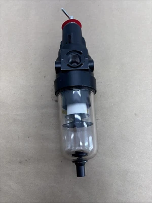 NEW Parker Fluidpower 07E31A13AB