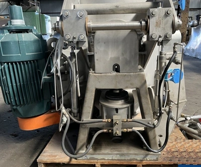 Western States 30 x 18 perforate basket centrifuge, 316L SS.