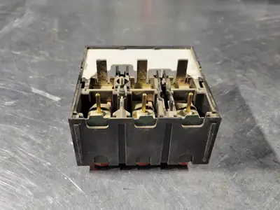 NEW MOELLER ZM6-60-800-OBI-CNA