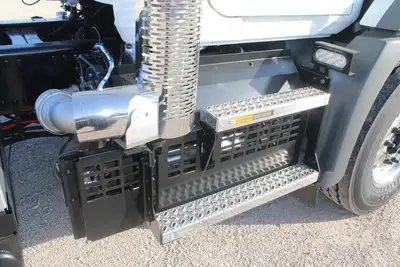New | in-Stock 2026 MACK GRANITE 64BR Cab Chassis trucks Texas US | Roll Off Truck World #1491868
