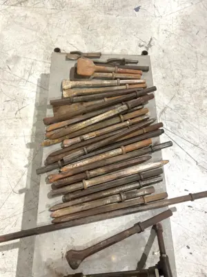 Used Chicago Pneumatic Jack Demolition Hammer & Bit Set Hammers Michigan US | Maverick Industrial Sales #1397886