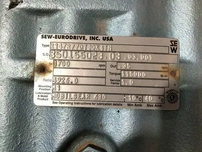 Sew Eurodrive R147R77DT80K4TH Helical Gear Speed Reducer Ratio: 4926:1
