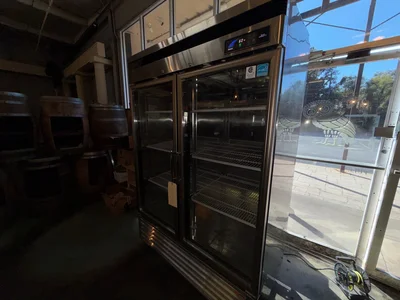 Used _UNKNOWN_ _UNKNOWN_ Display Refrigerators Georgia US | Auction Management Corporation #1548584