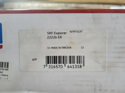 NEW SKF 22226 EK