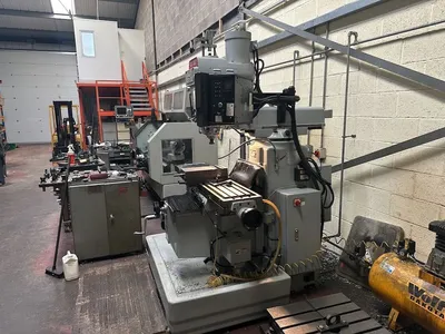 2014 XYZ smx3000 Vertical Mills | Charter Auctions (3)