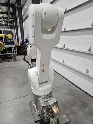 USED 2021 KUKA KR10 R1100