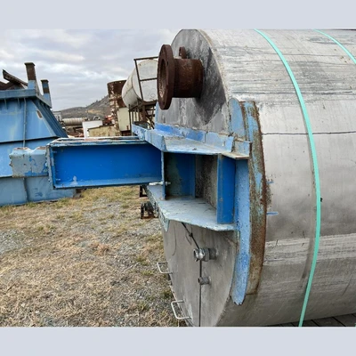 4,600 Liter Stainless Mixing Tank