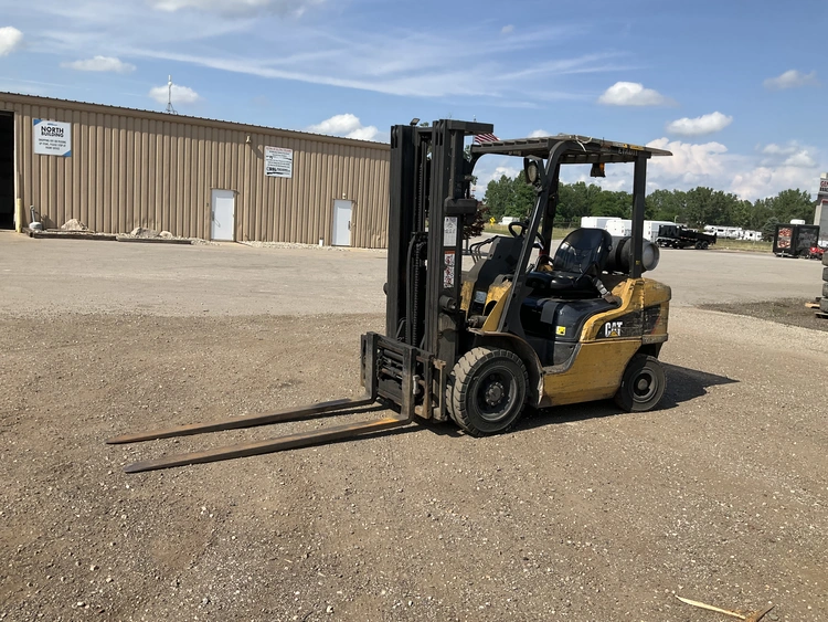 Used CATERPILLAR 2P5000 Liquid Propane Forklifts Michigan US | Miedema Asset Management Group #1301651