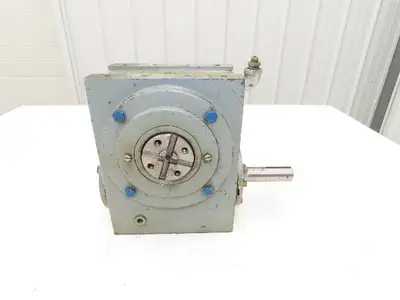 Cleveland 30EC 73M Gearbox 10:1 Reducer 5Hp 175rpm LH Slotted Adapter Output