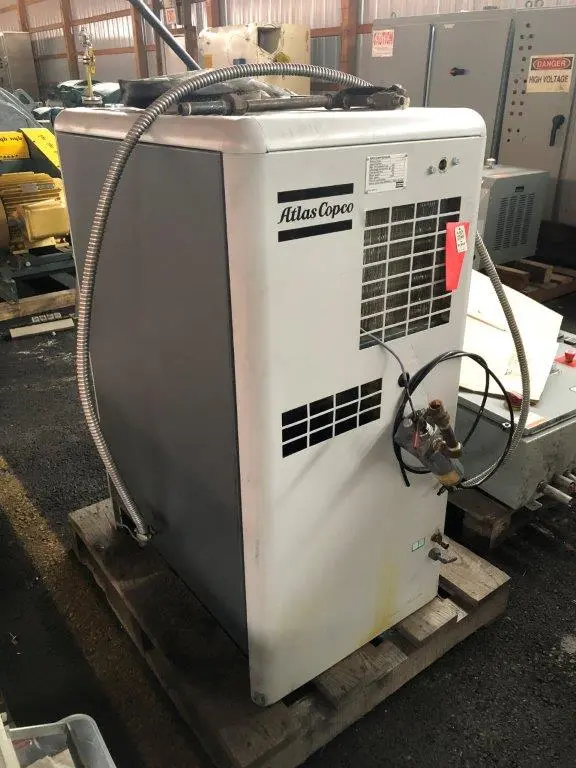 USED 2000 ATLAS COPCO GA7