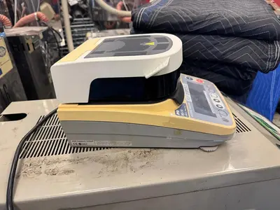 USED A &D MS-70