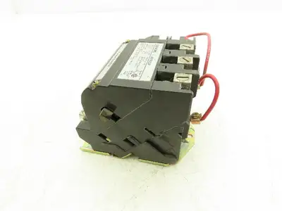 Siemens 40FP32A Contactor Motor Starter 25Hp 600VAC 3Ph 480V Coil Ser C Size 2