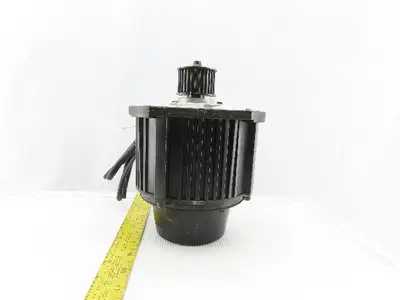 Yaskawa Electric SGMDH-12A2A-YR13 AC Servo Motor Removed From a Motoman YR-UP50