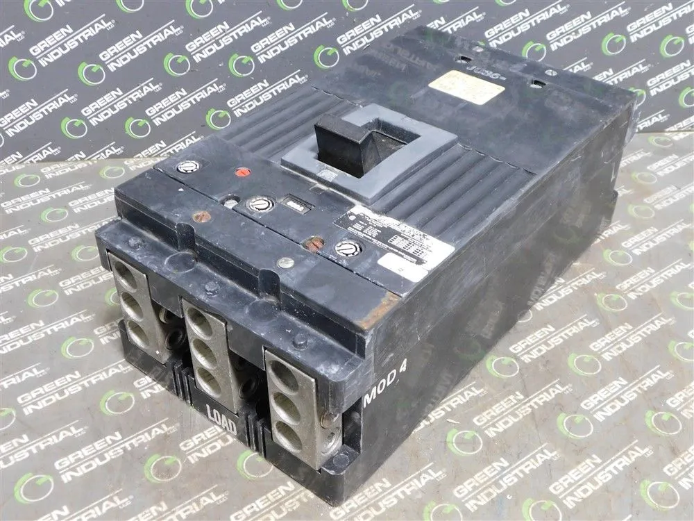 General Electric TKM836F000 Circuit Breaker 800A Frame 800A Trip 600VAC Used