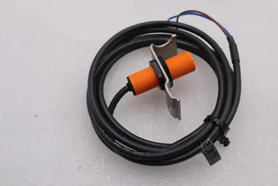 IFM Efector proximity switch 22770511 Alarm Sensor STOCK L-654