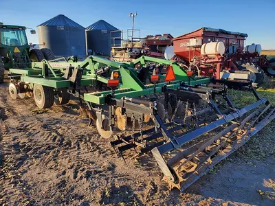 USED 2020 MCFARLANE QT209