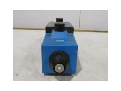 Vickers Pilot Valve 02-119461 DG454 O16C U H 60