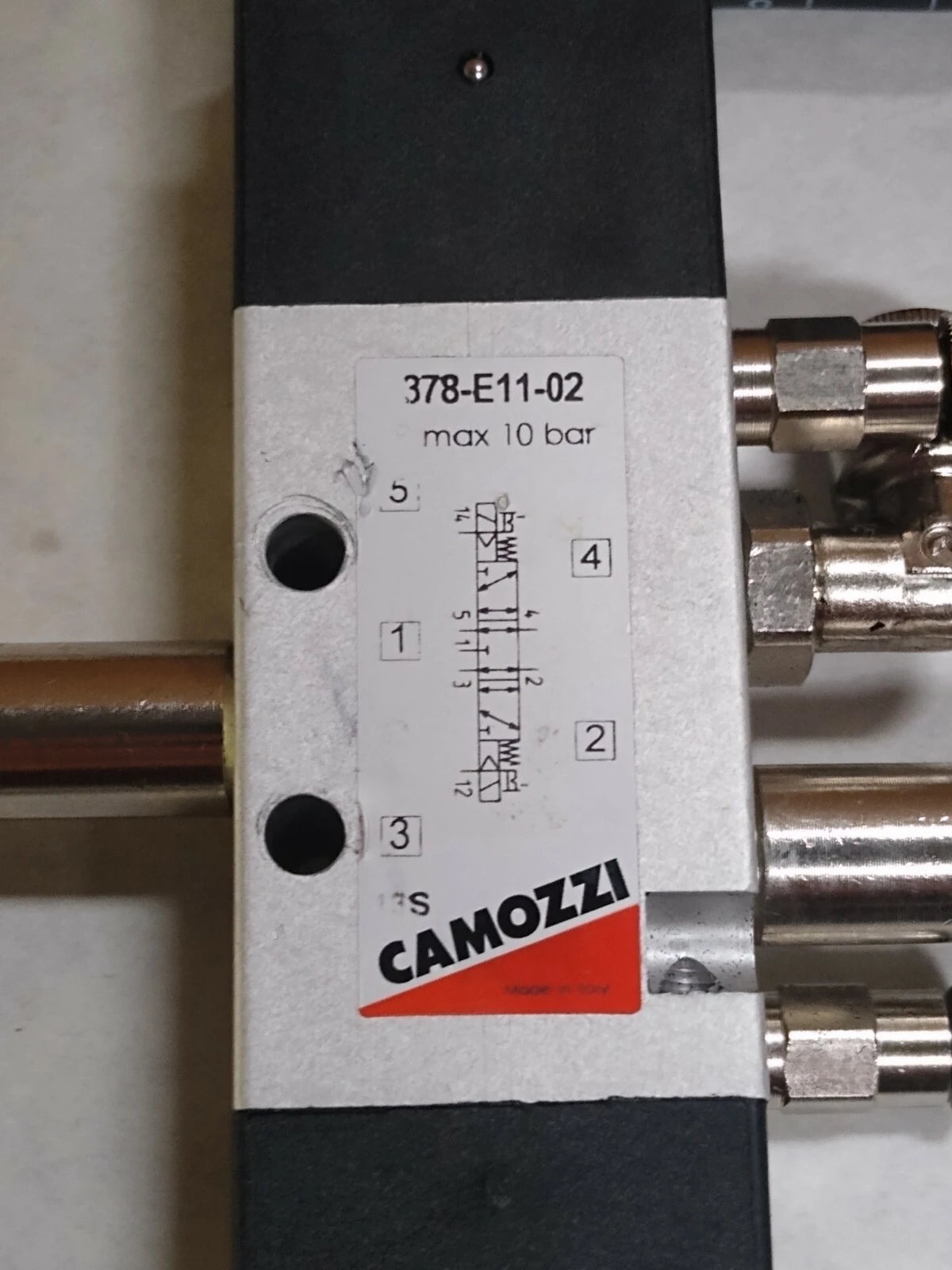 USED CAMOZZI 378-E11-02