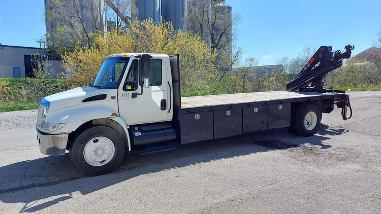 Used 2009 INTERNATIONAL 4300 Truck-Mounted Cranes Ontario CA | Platinum Group 32 #163517