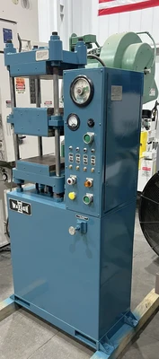 USED 1982 WABASH WABASH 30-1212-4TMB PRESS