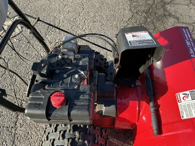 Used HUSKEE SUPREME 31AE6KKH731 Snow Blowers Michigan US | Miedema Asset Management Group #1484140