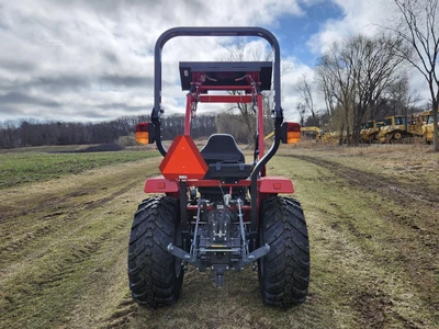 New | in-Stock 2025 MASSEY FERGUSON 1E.35 Tractor Loaders New York US | Abele Tractor #1343038