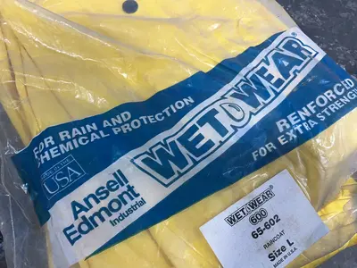 Used ANSELL _UNKNOWN_ Apparel, Gloves, Lab Coats Ohio US | HGR 24 #1326188