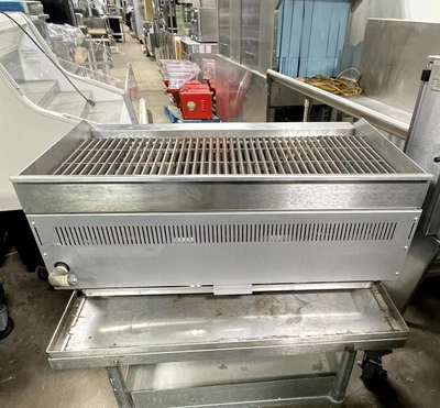 72-0389 Qualite 36" Countertop Natural Gas Charbroiler