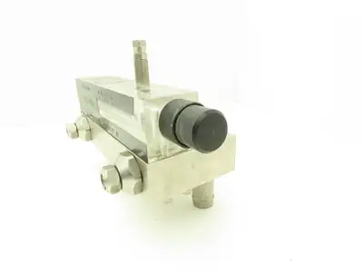 9938 John Crane Safeunit H2O GPM & H2O I/Min 4-Stainless Barbs 3/4" ID