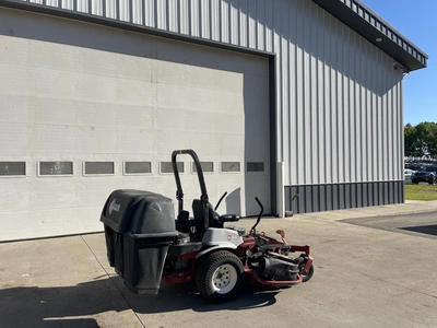 USED 2022 EXMARK LAZER Z ZERO TURN
