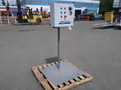 Lenze 3 hp 575 volt VFD with control box