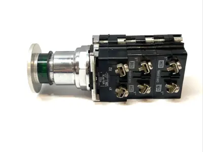 Used Cutler-Hammer Green Illuminated Flat Push Button w/ 2x 091296 Relays & Switches Michigan US | Maverick Industrial Sales #1414317