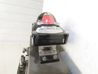 Bi-Torq Pneumatic Actuated 4" Butterfly Valve 4-Lug 316SS Disc & Limit Switch
