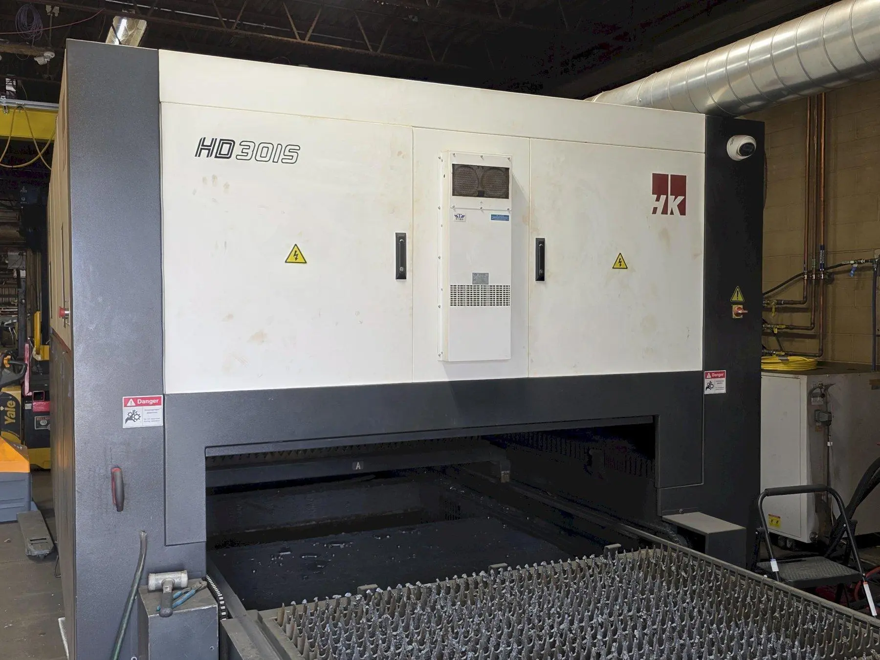 20,000 WATT HK HD3015 20KW FIBER LASER