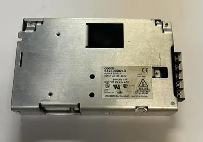 USED OMRON S82J-0524D
