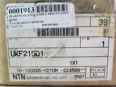 NEW NTN UKF215D1