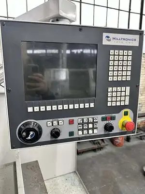 MILLTRONICS MM18 Vertical Machining Centers | Toolquip, Inc. (4)