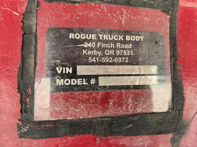 USED 2014 PETERBILT 365