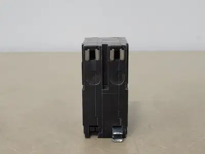 USED SQUARE D QO230