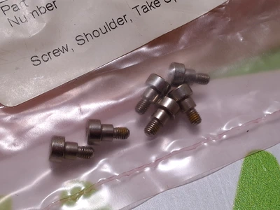 UNIVERSAL INSTRUMENTS 550C-090 SHOULDER TAKE UP WHEEL SCREW - LOT OF 6 - NEW