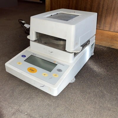Sartorius  Moisture Analyser Type MA35M