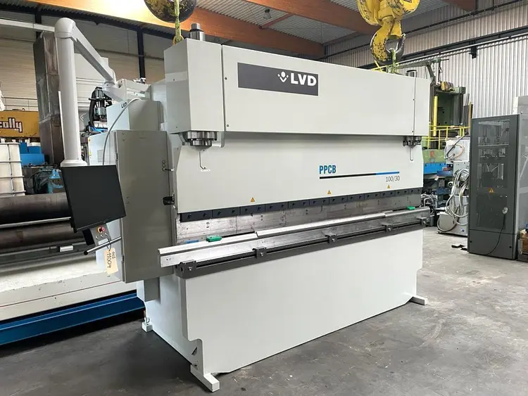 Used LVD PPCB 100 TON X 3100 MM CNC Press Brakes | Apt International N.V #373067