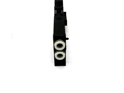 NEW UNBRANDED 1-825-504-875 CONNECTOR PNEUMATIC SUBBASE 1825504875
