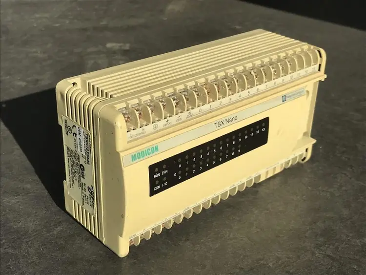 Used TELEMECANIQUE TSX07332428 TSX NANO Misc Electrical & Power Parts BE | Apt International N.V #363814