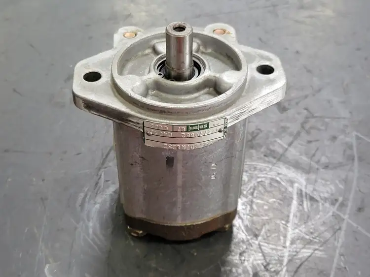 Used SALAMI 2PZ22.5D-R82S2 Parts (Hydraulics and Pneumatics) British Columbia CA | Lenmark #265124