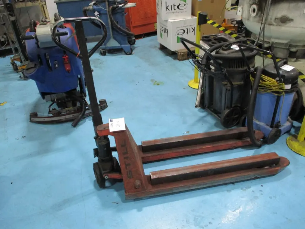 Used _UNKNOWN_ _UNKNOWN_ Pallet Trucks GB | Apex Group #1552605